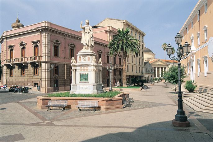 Oristano festeggia San Silvestro con spettacoli, cenone e festa in quattro piazze