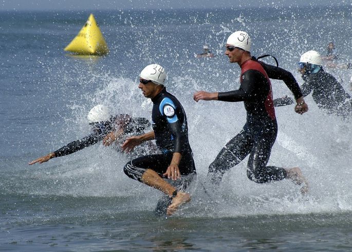 Sport e turismo: la Sardegna si candida a sede olimpica per il triathlon