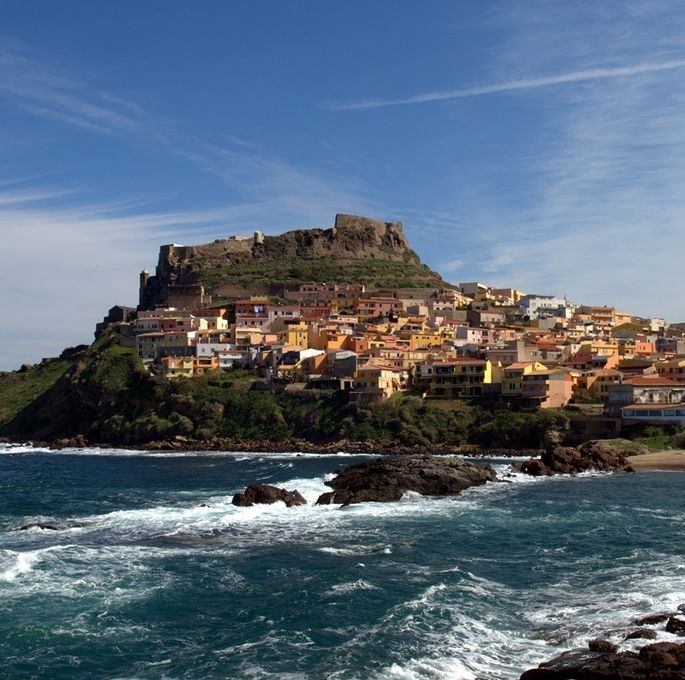 Castelsardo festeggia le sue prime bandiere blu